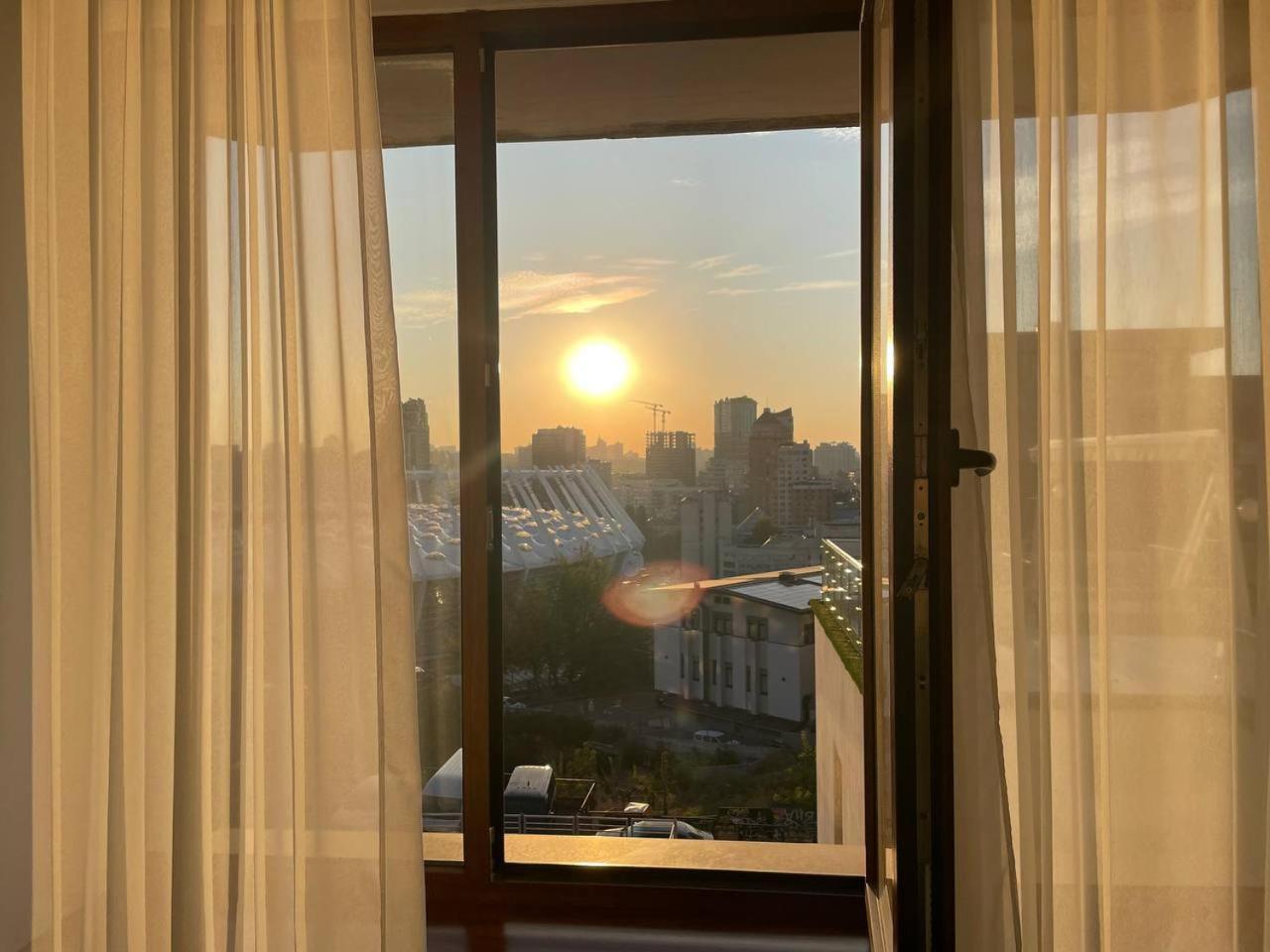 Royal Olympic Hotel Κίεβο Εξωτερικό φωτογραφία